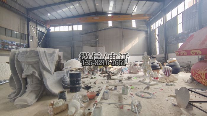 不銹鋼廠房車間雕塑